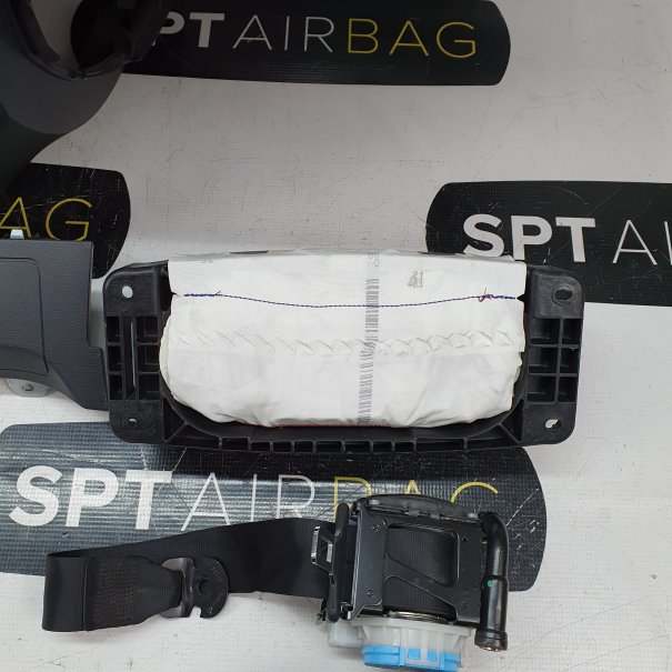 B KLASA W246 LIFT ARMATURENBRETT AIRBAG KIT...