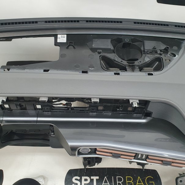 EQC W293 KONSOLE ARMATURENBRETT AIRBAG