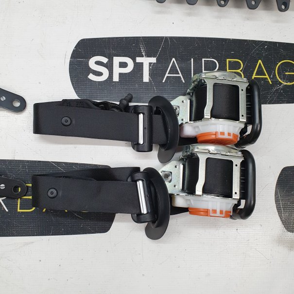 GLB X247 DASHBOARD AIRBAG SET VEILIGHEIDSRIEMEN