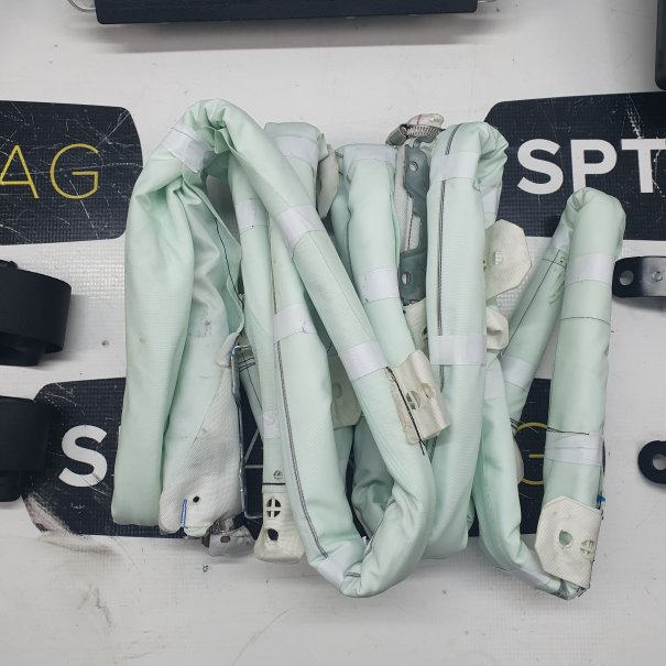 A KLASA W177 KONSOLA DESKA ROZDZIELCZA AIRBAG...