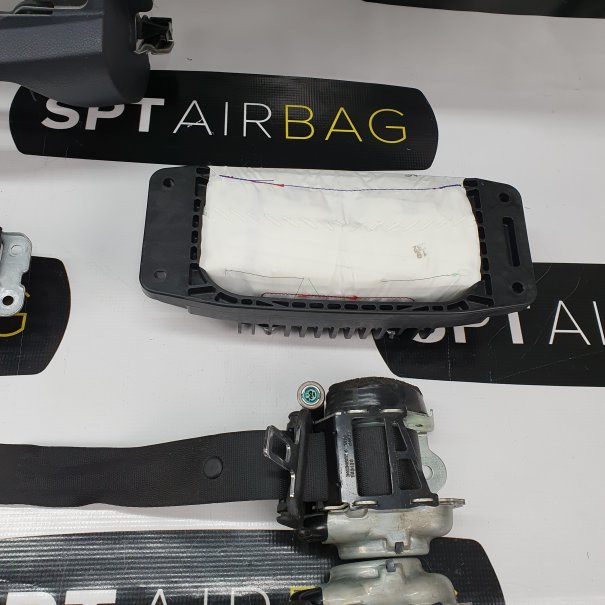 E KLASA W238 KONSOLA DESKA ROZDZIELCZA AIRBAG...