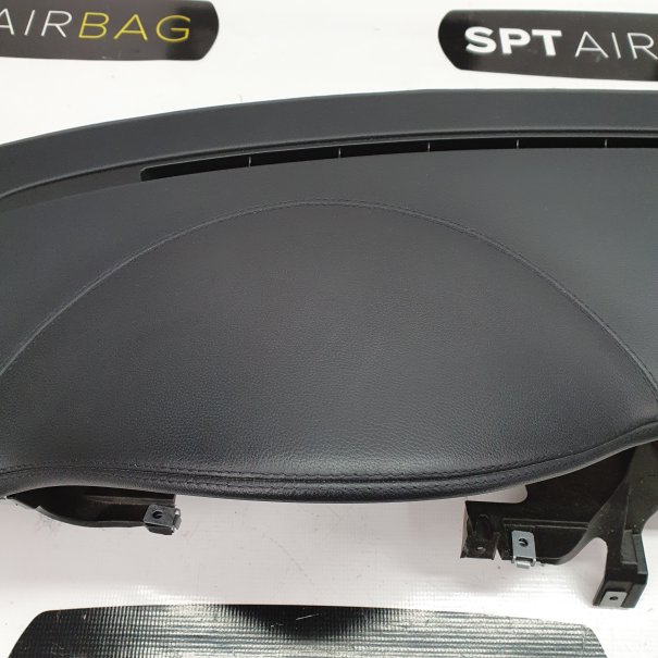 CLS W219 KONSOLE ARMATURENBRETT AIRBAG