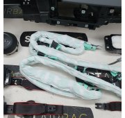 A3 8Y CONSOLE DASHBOARD AIRBAG KIT SET BELTS CURTAINS AIRBAGS