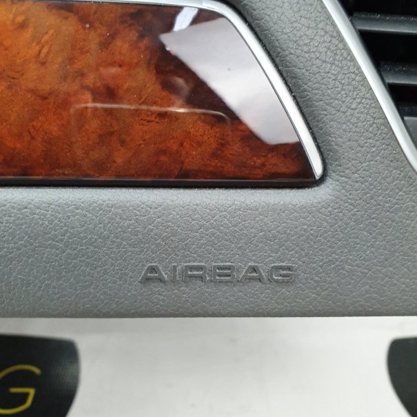 A4 B8 KONSOLA DESKA ROZDZIELCZA AIRBAG PODUSZKI...