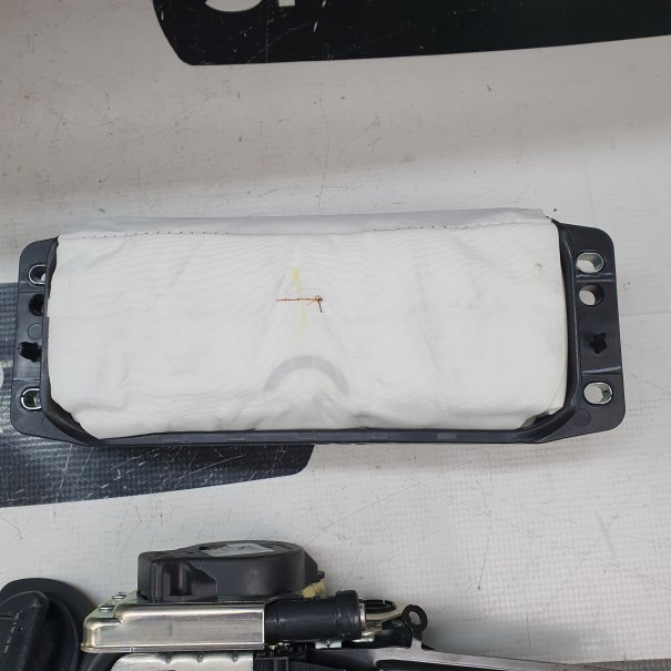 A4 B9 ARMATURENBRETT AIRBAG KIT SITZGURTE DACH...