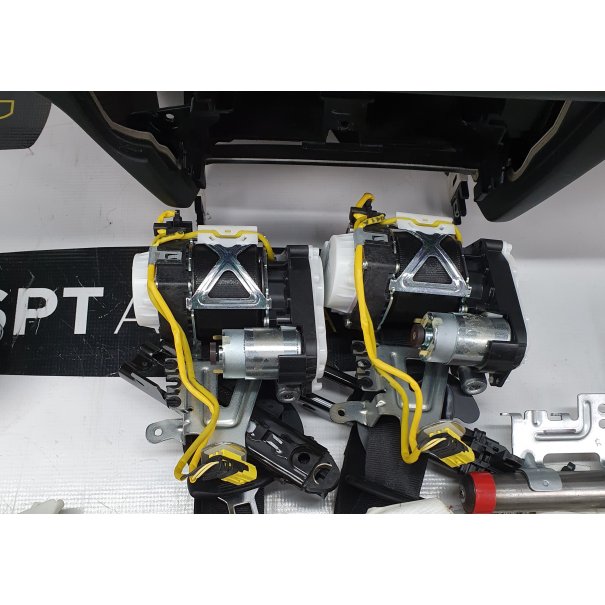 A6 C8 DASHBOARD AIRBAG SET REEKS ZITBANDEN