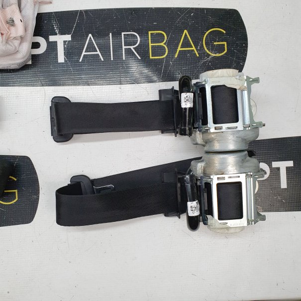 Q3 83A KONSOLA DESKA ROZDZIELCZA AIRBAG...