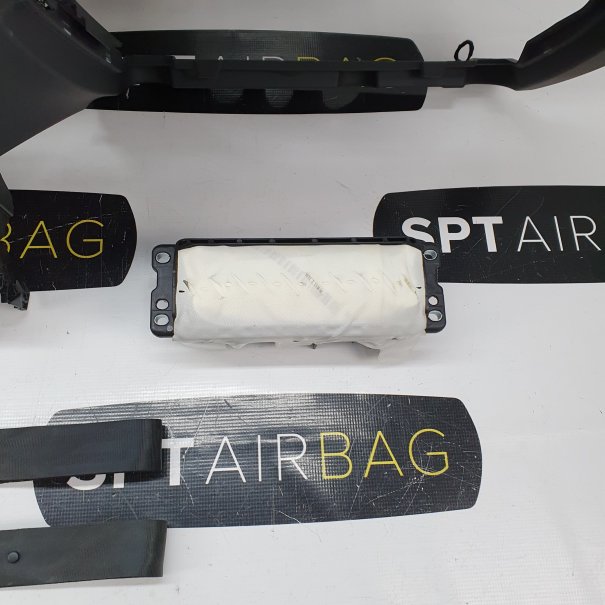 Q3 8U TABLEAU DE BORD AIRBAG ENSEMBLE CEINTURES...