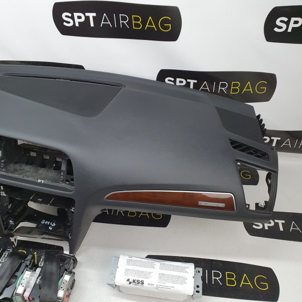 Q5 8R LIFT DASHBOARD AIRBAG SET REEKS ZITBANDEN...
