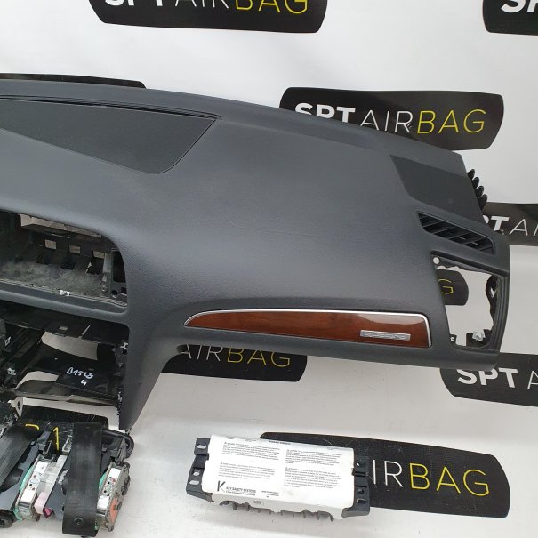 Q5 8R DASHBOARD AIRBAG SET REEKS ZITBANDEN