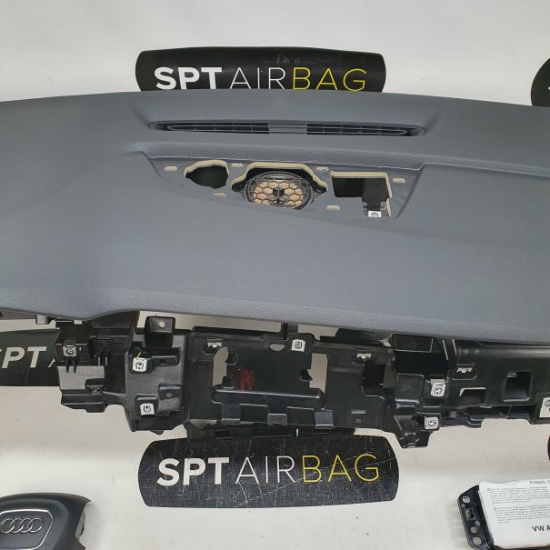 Q8 4M8 ARMATURENBRETT AIRBAG KIT SITZGURTE