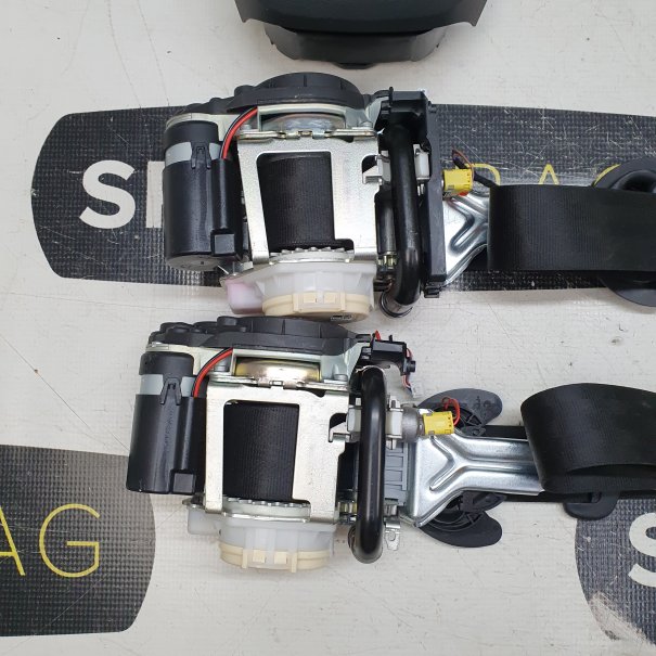 Q8 4M8 ARMATURENBRETT AIRBAG KIT SITZGURTE