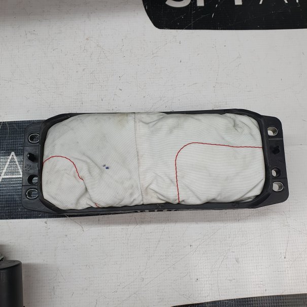 Q8 DASHBOARD AIRBAG KIT SET BELTS