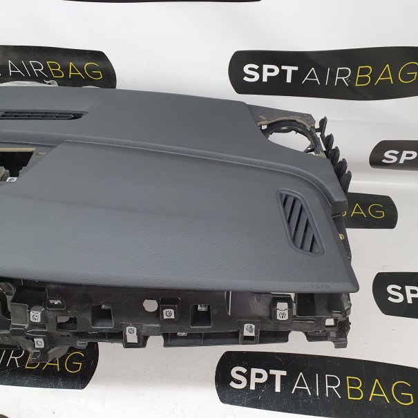 Q8 ARMATURENBRETT AIRBAG KIT SITZGURTE