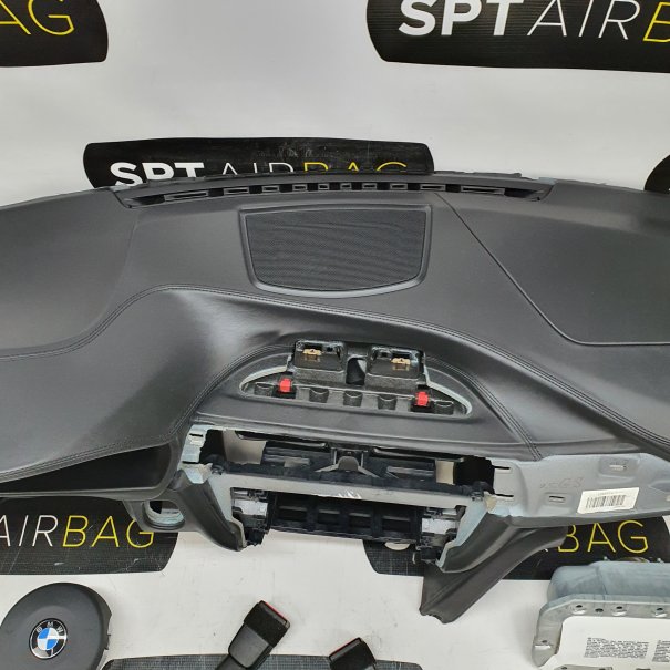 F30 CRUSCOTTO AIRBAG SET PRETENSIONATORI