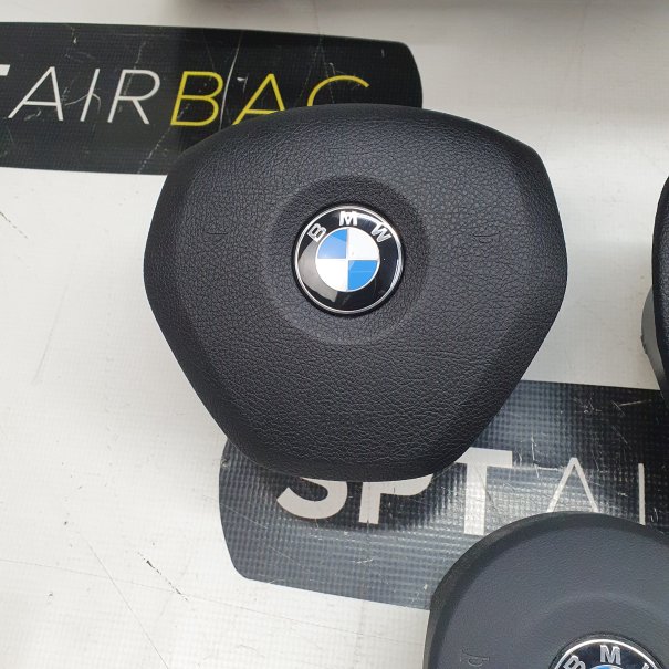 F30 ARMATURENBRETT AIRBAG KIT GURTSTRAFFERN