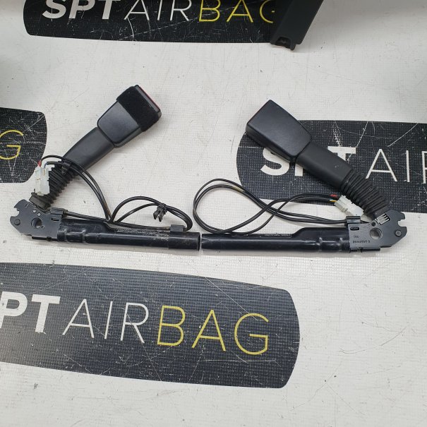 F30 DASHBOARD AIRBAG SET REEKS SPANNER