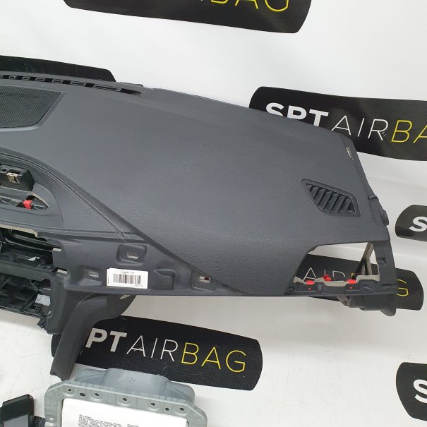 F30 LIFT ARMATURENBRETT AIRBAG KIT GURTSTRAFFERN