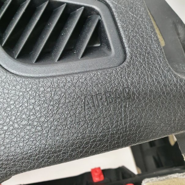 F30 F31 F34  KONSOLA DESKA ROZDZIELCZA AIRBAG...