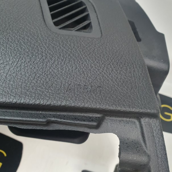 F20 F21 KONSOLA DESKA ROZDZIELCZA AIRBAG...