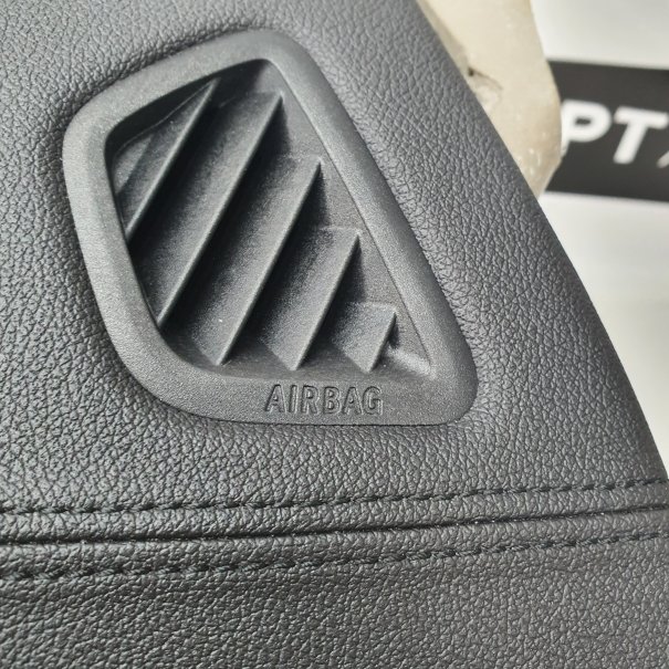 G32 DASHBOARD AIRBAG SET VEILIGHEIDSRIEMEN...