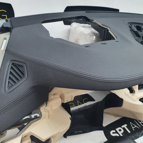 G32 DASHBOARD AIRBAG SET VEILIGHEIDSRIEMEN...