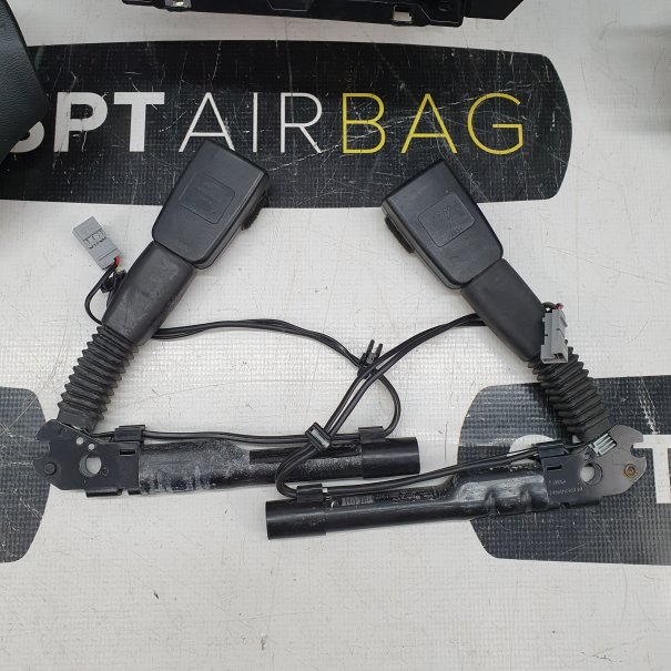 E87 DASHBOARD AIRBAG SET REEKS SPANNER