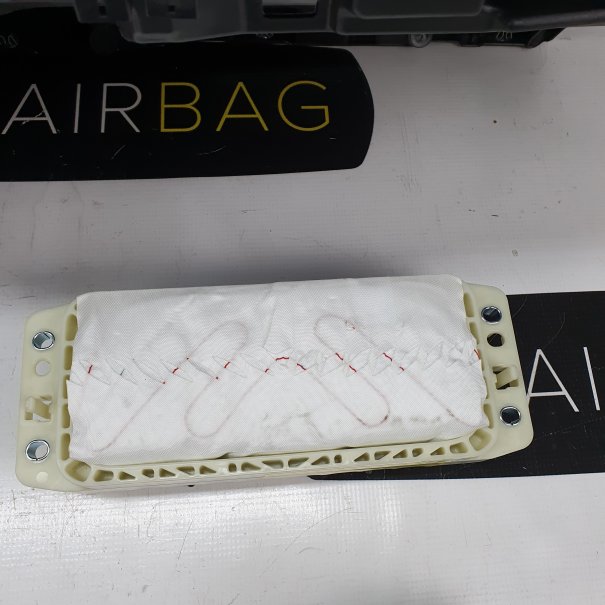 GOLF VIII 8 DASHBOARD AIRBAG SET VEILIGHEIDSRIEMEN