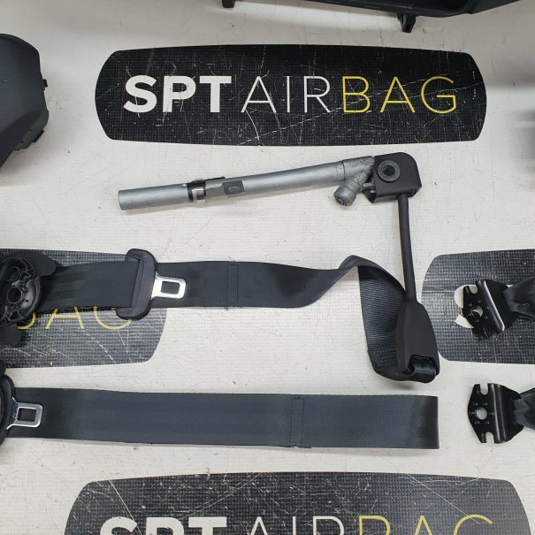 POLO 2G ARMATURENBRETT AIRBAG KIT...