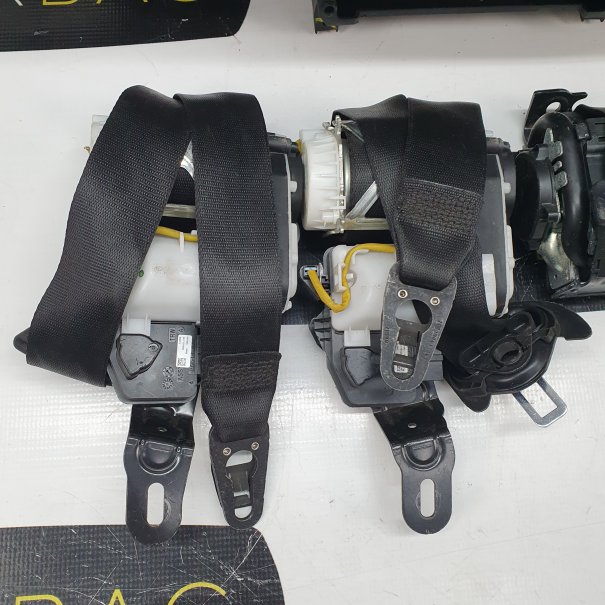 T-CROSS DASHBOARD AIRBAG KIT SEAT BELTS