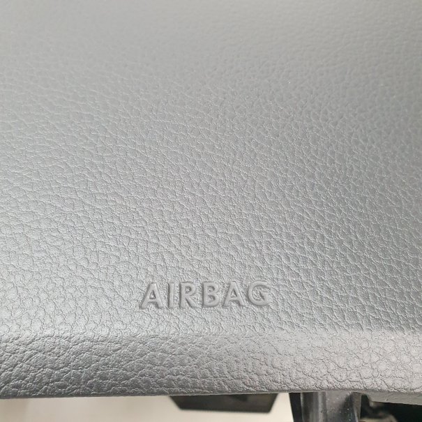 T6 CARAVAN DASHBOARD AIRBAG SET VEILIGHEIDSRIEMEN