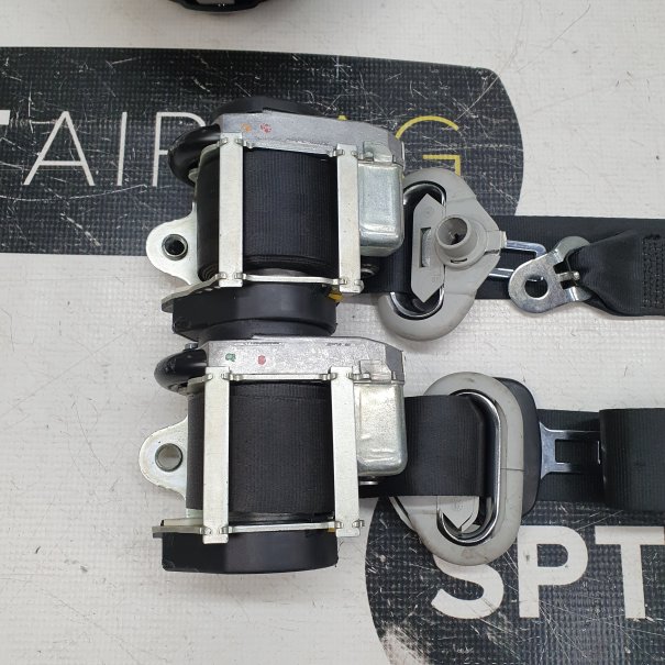 UP UP! CLIMATRONIC DASHBOARD AIRBAG KIT SEAT BELTS