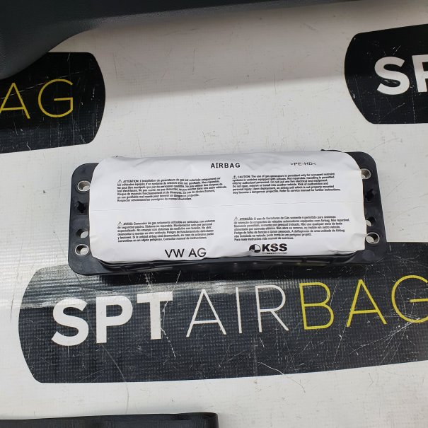 UP! UP DASHBOARD AIRBAG SET VEILIGHEIDSRIEMEN