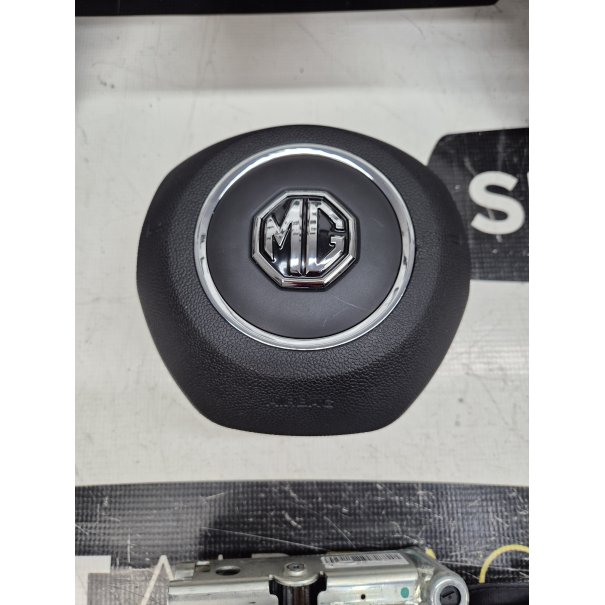 MG HS DASHBOARD AIRBAG KIT SEAT BELTS