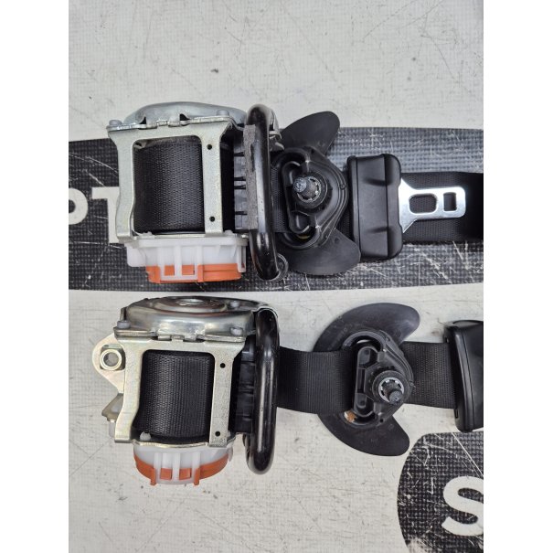 MERCEDES W206 GUMA LIMUZYNA DASHBOARD AIRBAG...