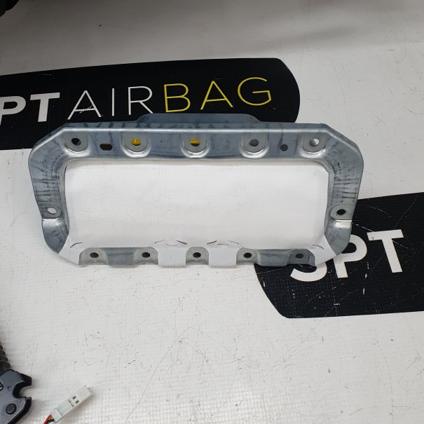 BMW F20 DASHBOARD AIRBAG KIT TENSIONERS