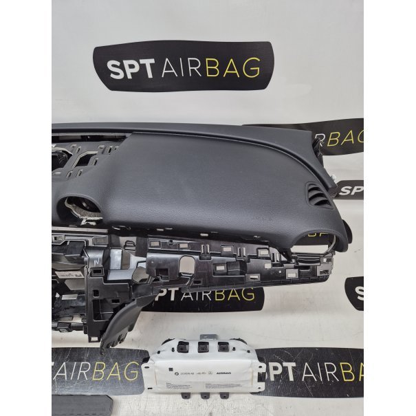 GLC X254 DASHBOARD AIRBAG KIT SEAT BELTS