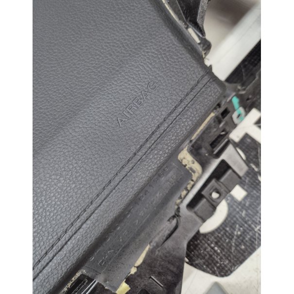 MG HS DASHBOARD AIRBAG KIT SEAT BELTS