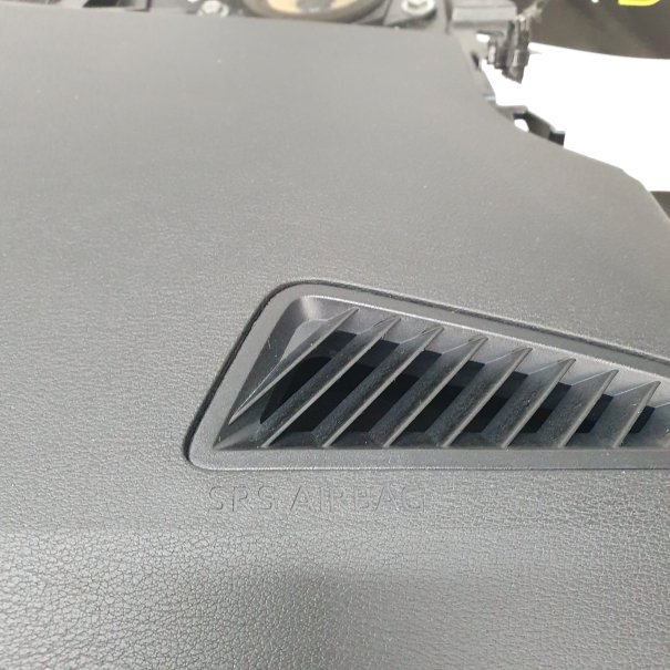 SUZUKI SWACE DASHBOARD AIRBAG SET REEKS...