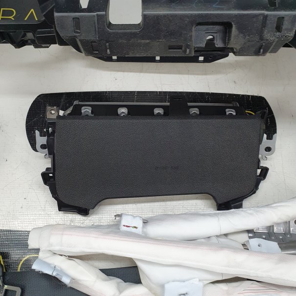 SUZUKI SWACE KONSOLE ARMATURENBRETT AIRBAG KIT...