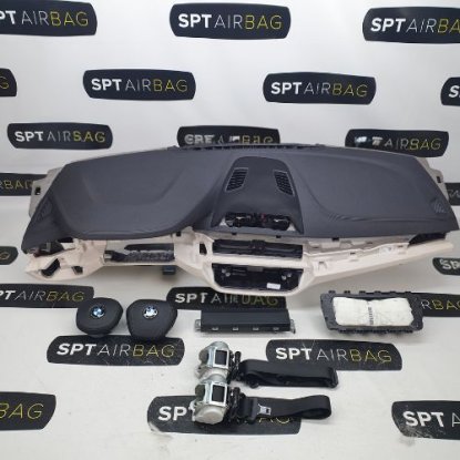 BMW G30 G31 ELEFEN KONSOLA DESKA ROZDZIELCZA AIRBAG PODUSZKI PASY