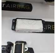 PASSAT B8 DASHBOARD AIRBAG SET VEILIGHEIDSRIEMEN
