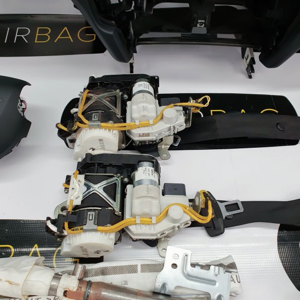 A6 C7 CRUSCOTTO AIRBAG SET CINTURE DI SICUREZZA...