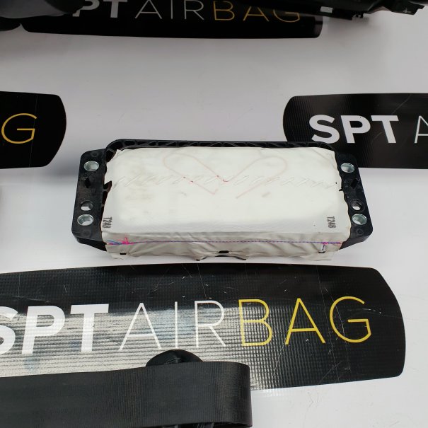 TOURAN DASHBOARD AIRBAG KIT SEAT BELTS