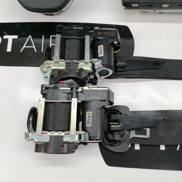 TOURAN DASHBOARD AIRBAG SET REEKS GORDELS