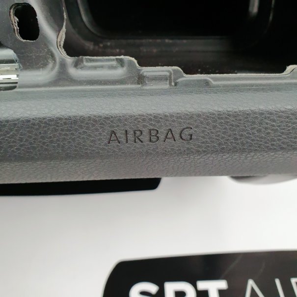 TOURAN DASHBOARD AIRBAG SET REEKS GORDELS