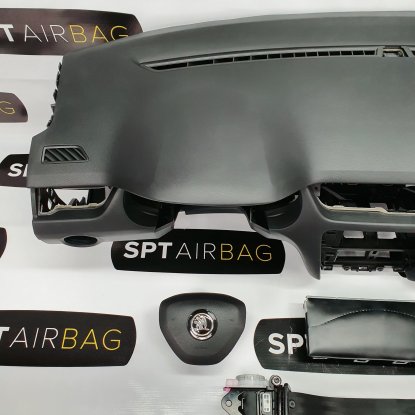 OCTAVIA 3 DASHBOARD AIRBAG KIT SEAT BELTS 2
