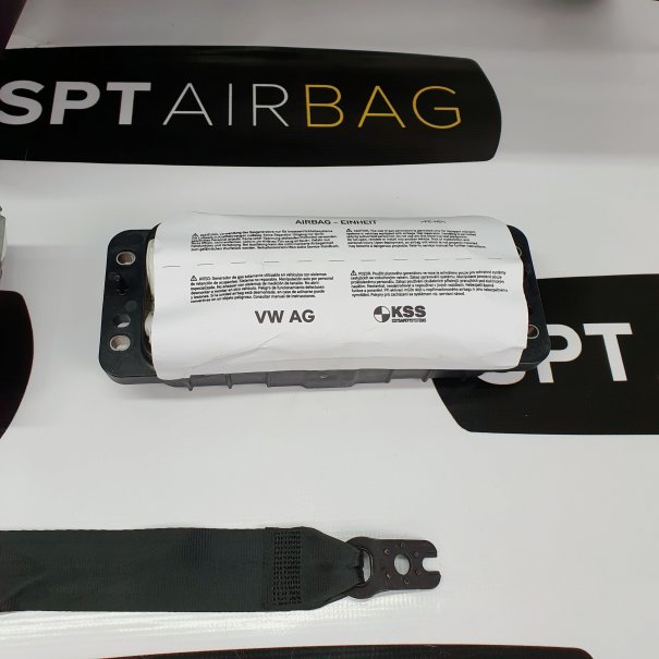 OCTAVIA 3 ARMATURENBRETT AIRBAG KIT...