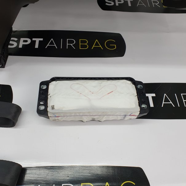 PASSAT B8 ARMATURENBRETT BRAUN AIRBAG KIT...