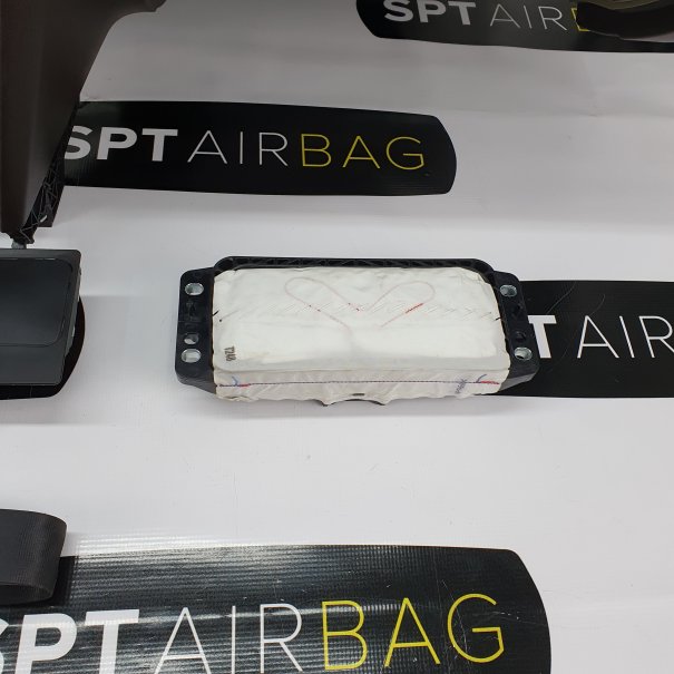 PASSAT B8 TABLEAU DE BORD MARRON AIRBAG...